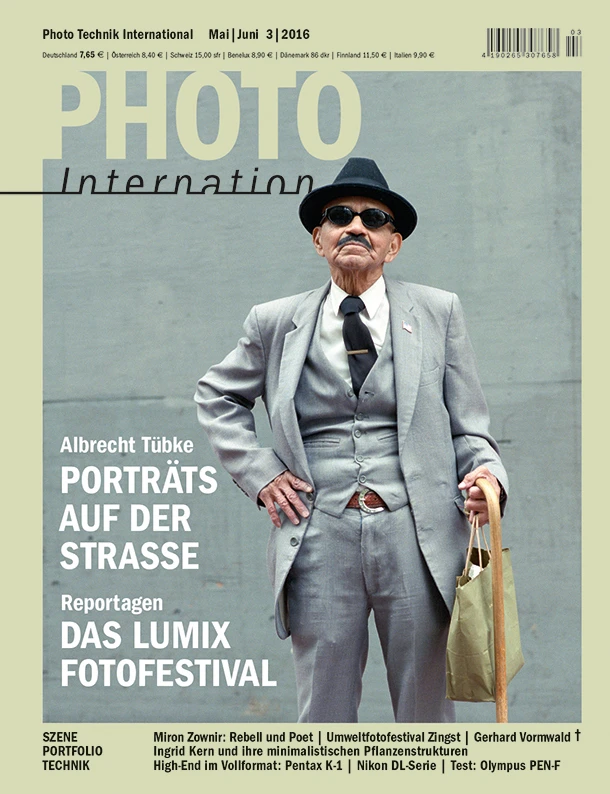 3-16-Photo-International-Titel